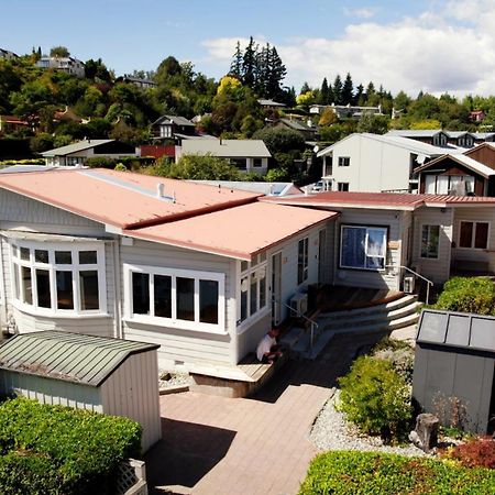Adventure Wanaka Hostel Exterior photo